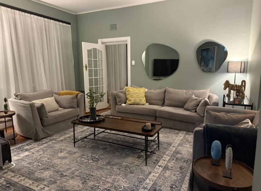 To Let 2 Bedroom Property for Rent in Green Point Western Cape